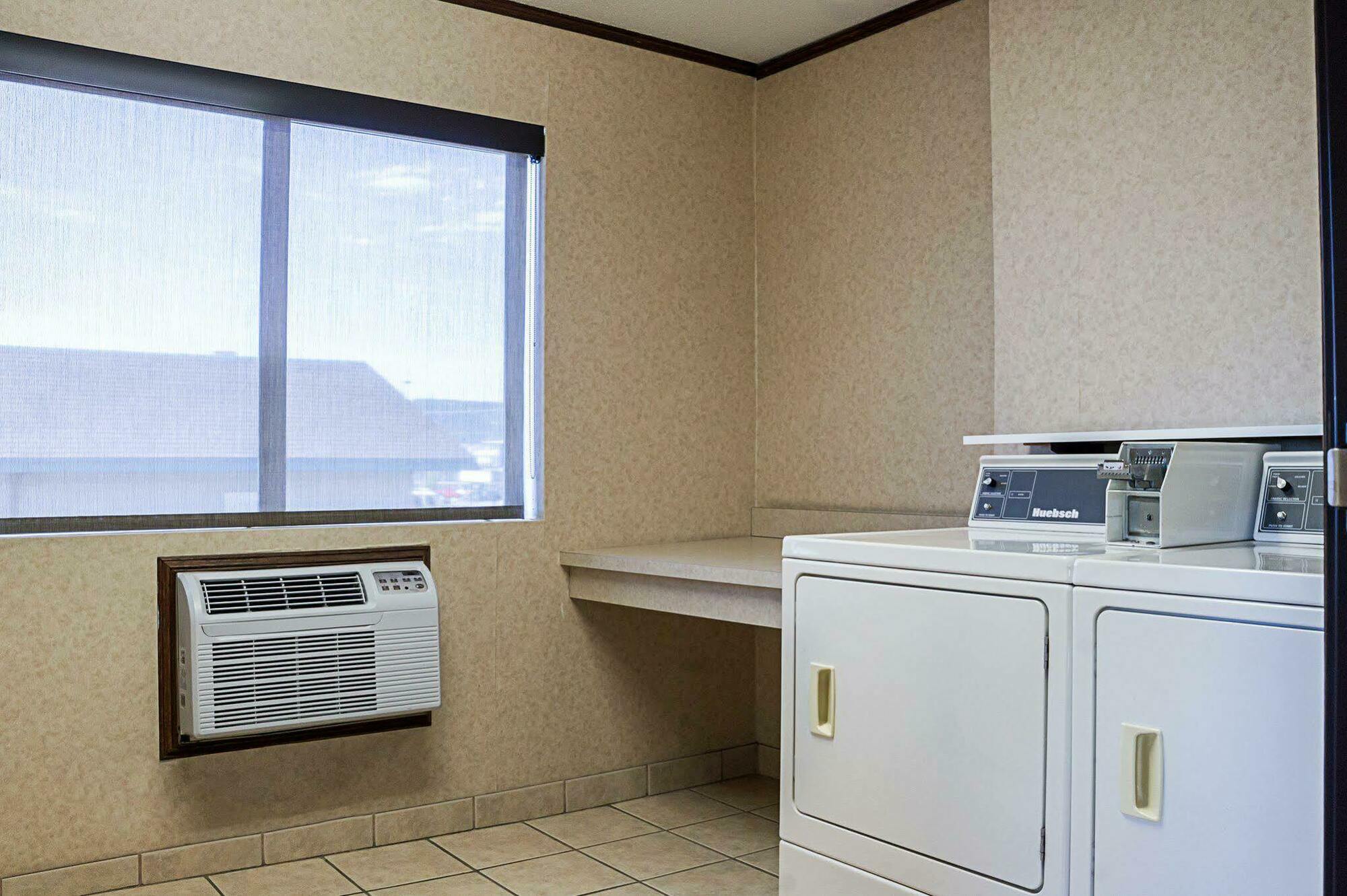 Comfort Inn I-90 Rapid City Exterior photo
